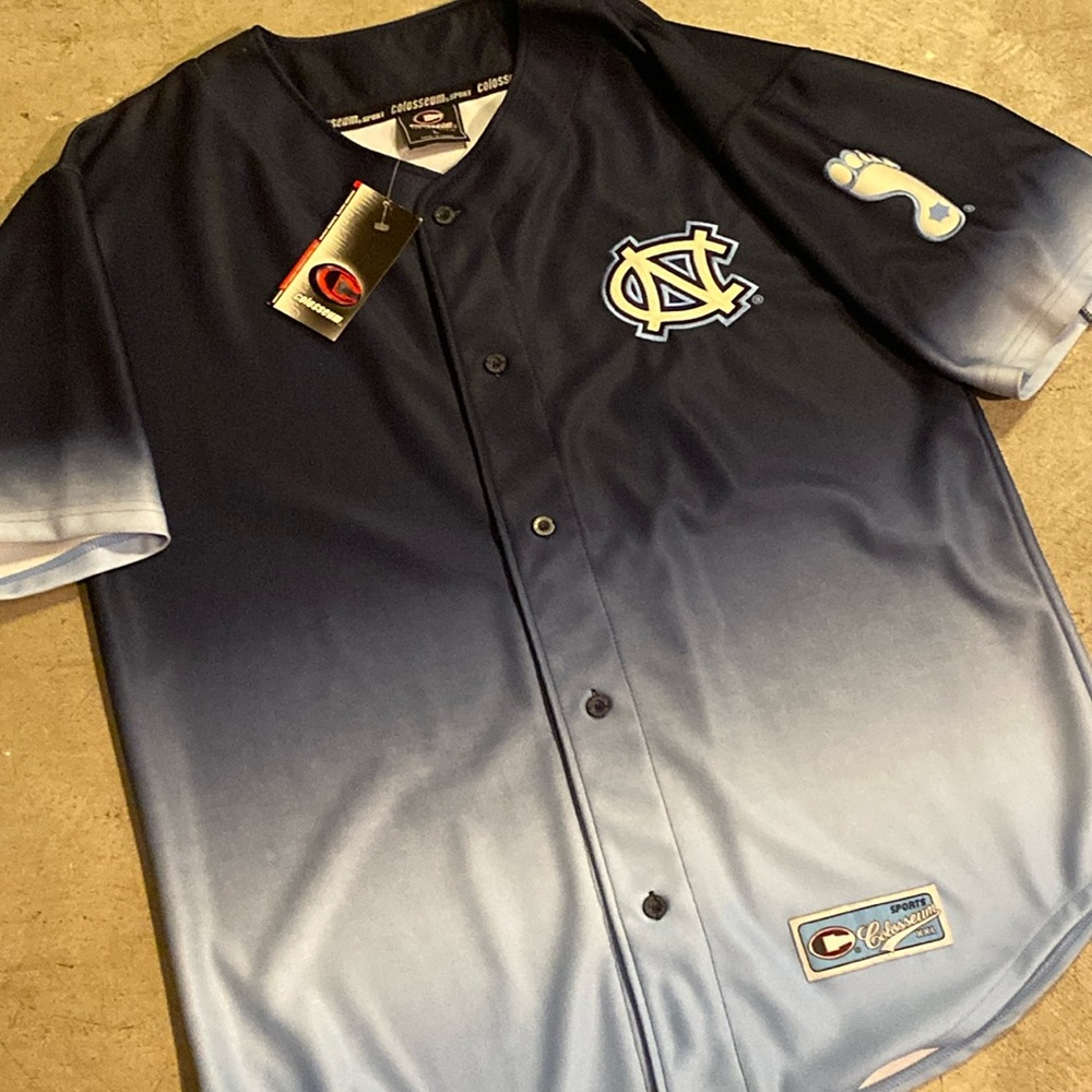 Colosseum North Carolina, Tar Heels XXL heavy jersey type shirt